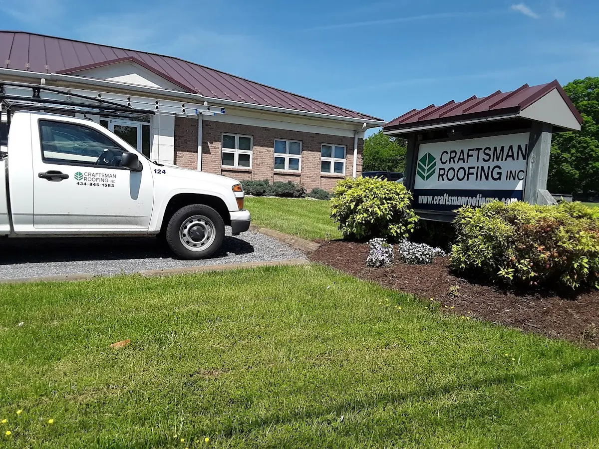 Quality Gutter & Downspout Repair by experienced craftsmen in Downtown Frostproof